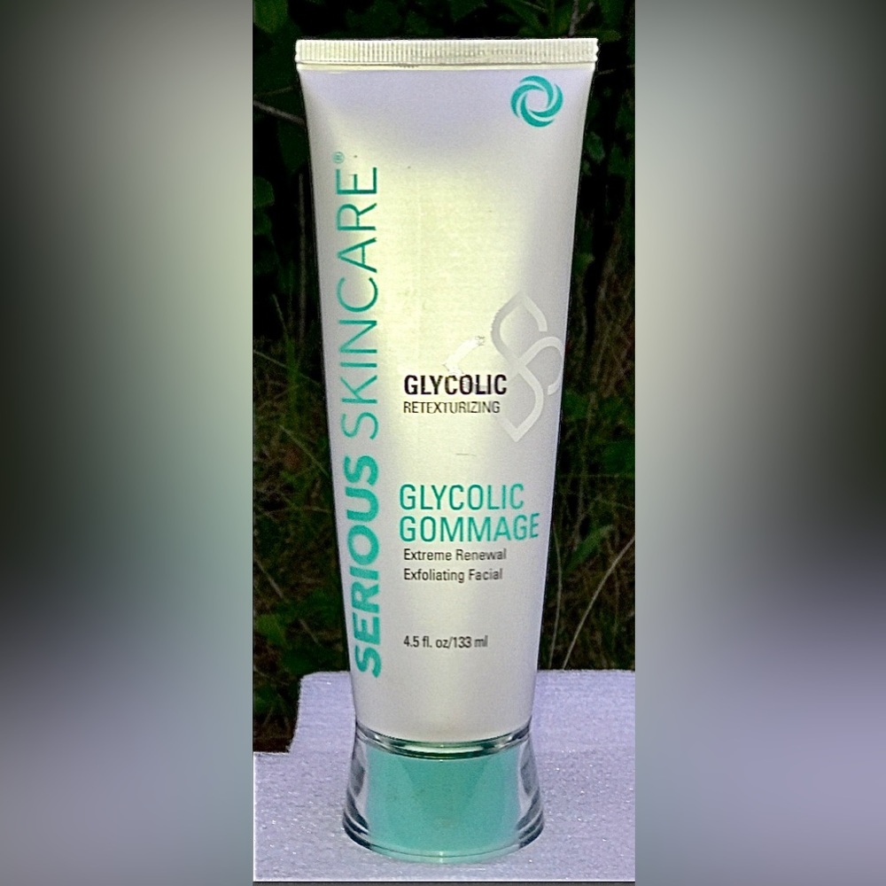 SERIOUS SKINCARE GLYCOLIC Retexturizing Renewal Exfoliating Facial Cleanser